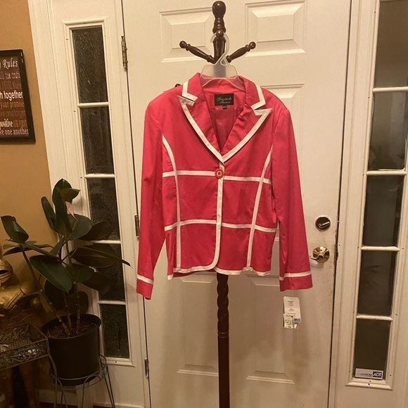 Gianfranco Ferre Jackets & Blazers - Vintage GIANCARLO FERRARI HOT PINK BLAZER SIZE 12P